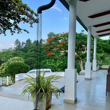 Amandari Holiday Villa Gelioya Luaran gambar