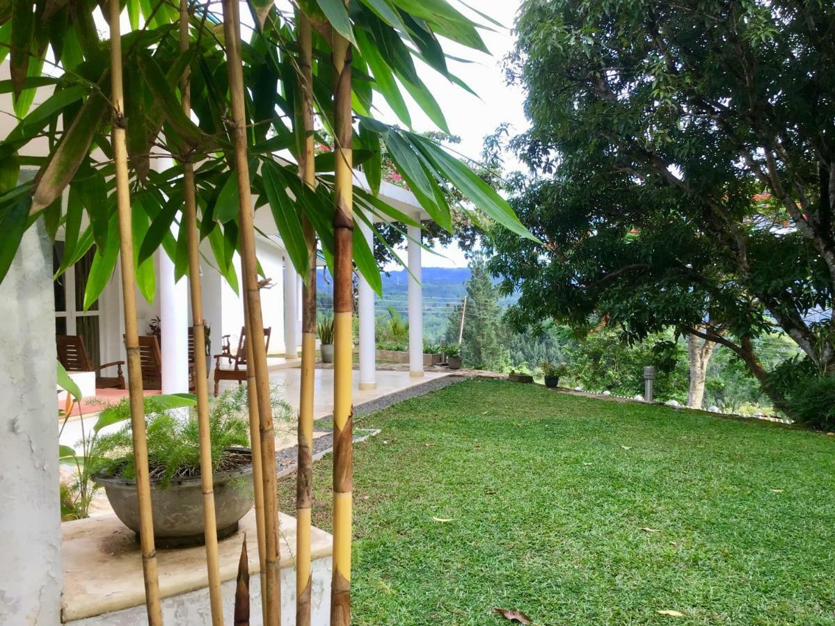 Amandari Holiday Villa Gelioya Luaran gambar